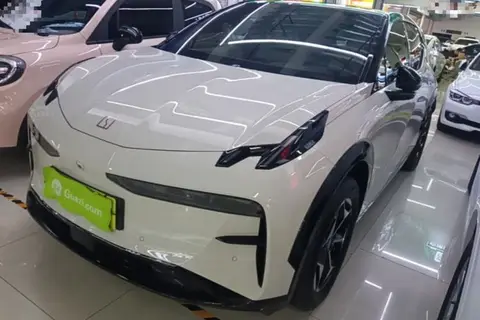 ZEEKR X 2024
