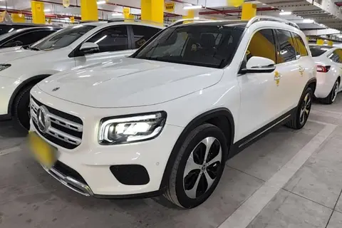 Mercedes-Benz GLB 2021