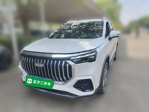 Geely Okavango 2022