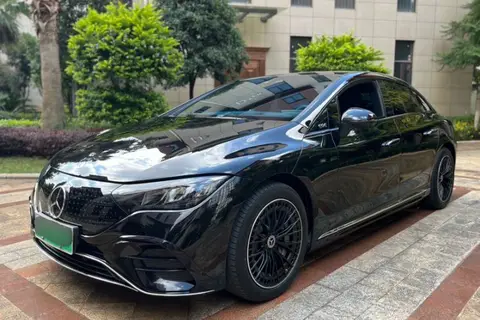 Mercedes-Benz EQE 2024
