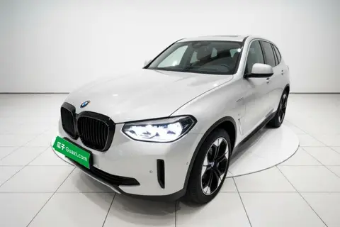 BMW iX3 2021