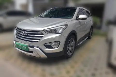 Hyundai Grand SantaFe 2013