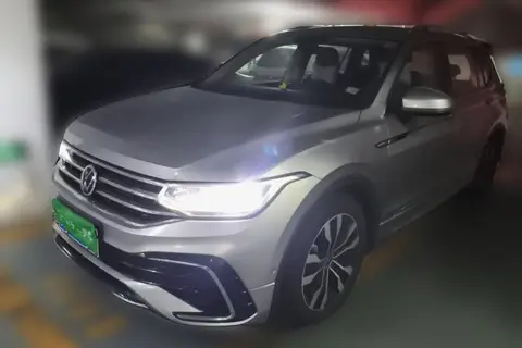 Volkswagen Tiguan L 2021