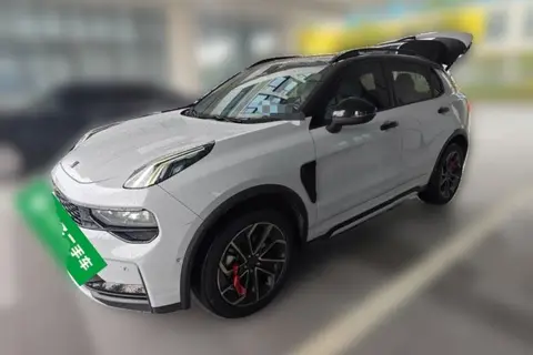 Lynk & Co 01 2022