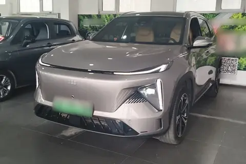 Geely Galaxy L7 2023