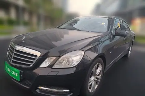 Mercedes-Benz E-Class 2010
