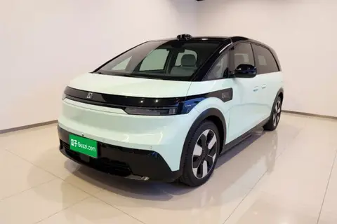 ZEEKR MIX 2024