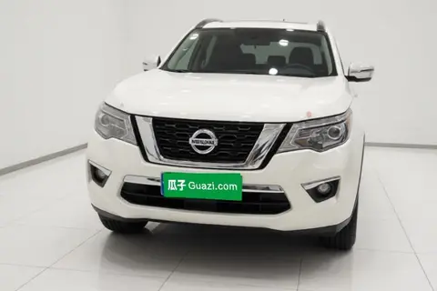 Nissan Terra 2020