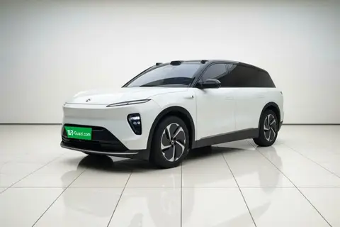NIO ES8 2023