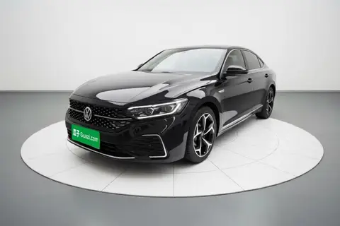 Volkswagen Passat 2024