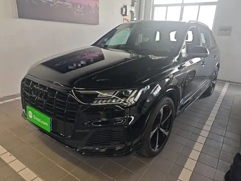 Audi Q7 2021
