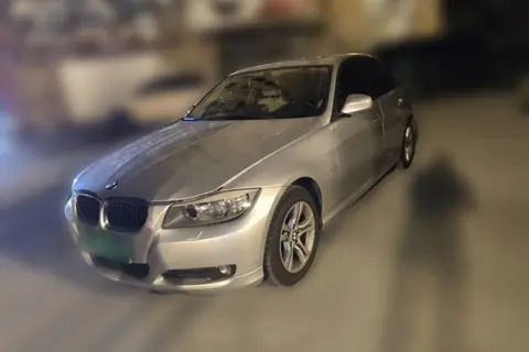 BMW 3 Series 2011