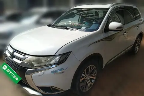 Mitsubishi Outlander 2016