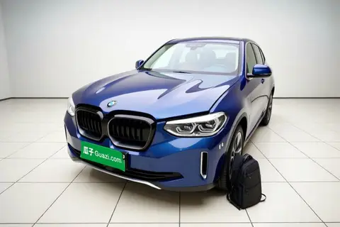 BMW iX3 2021