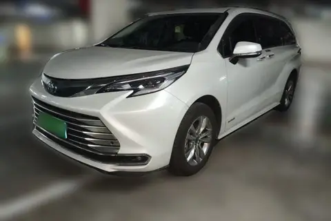 Toyota SIENNA 2023