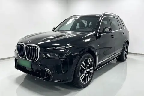 BMW X7 2023