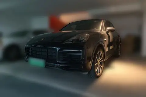 Porsche Cayenne 2022