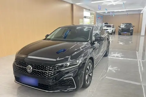 Volkswagen Passat 2021