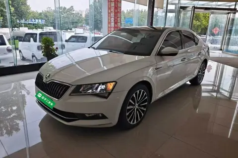 Skoda Superb 2019