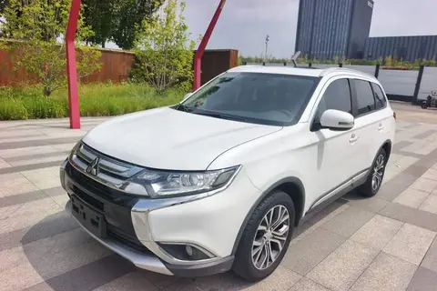 Mitsubishi Outlander 2017