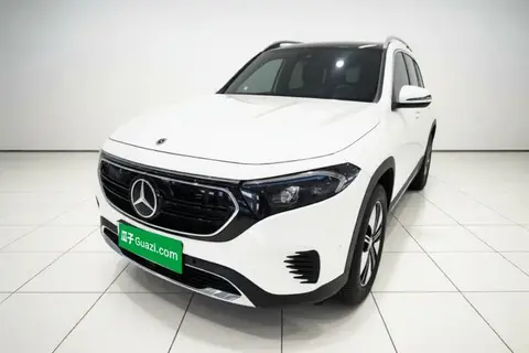 Mercedes-Benz EQB 2022