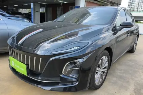 Hongqi E-QM5 2024