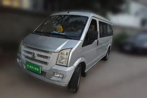 Dongfeng C37 2011
