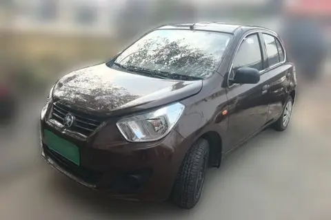 Venucia R30 2015