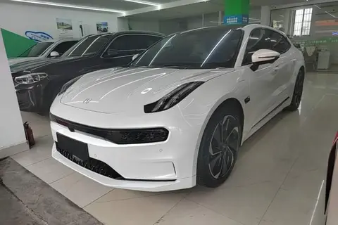 ZEEKR 001 2022