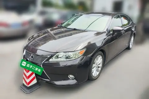 Lexus ES 2014