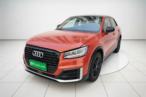 Audi Q2L 2019