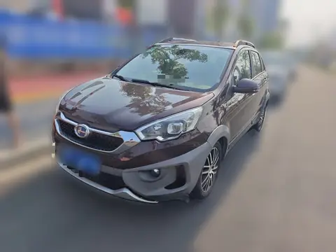 BAIC Q25 2016