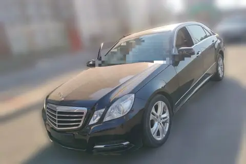 Mercedes-Benz E-Class 2011