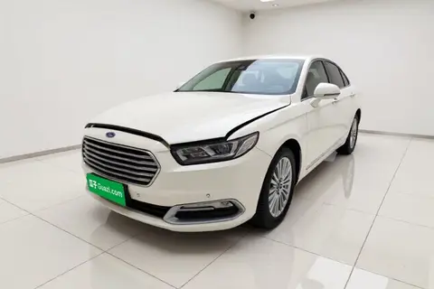 Ford Taurus 2016