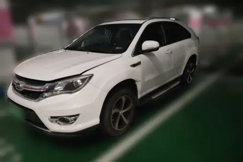 BYD S7 2016