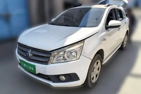 Venucia T70 2015