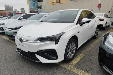 GAC Aion S 2023