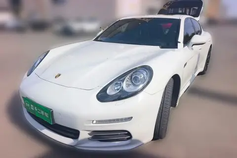 Porsche Panamera 2013