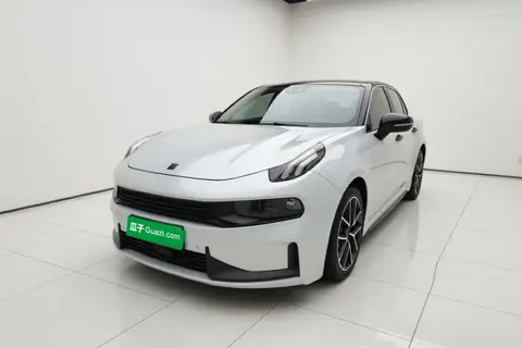 Lynk & Co 03 2021