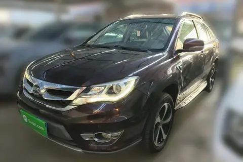 BYD S7 2015