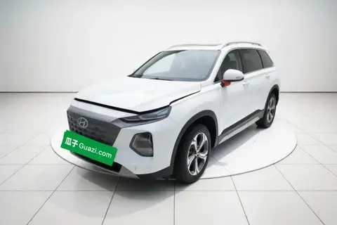 Hyundai Santa Fe 2022