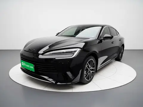 BYD Seal 07 2025
