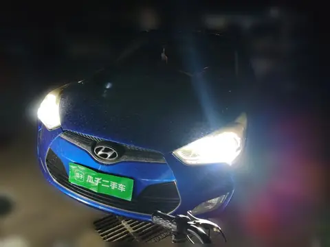 Hyundai Veloster 2011