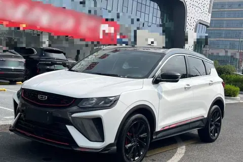 Geely Coolray 2022