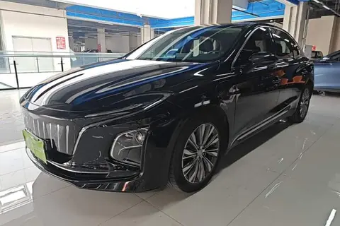 Hongqi E-QM5 2022