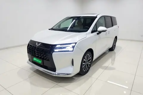 Wuling Xingguang 730 2025