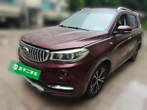 SWM X7 2018