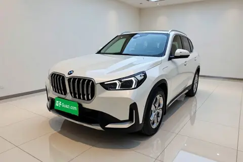BMW iX1 2024