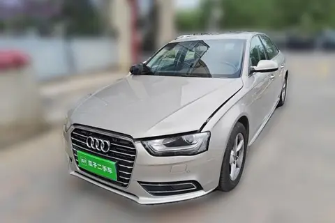 Audi A4L 2015