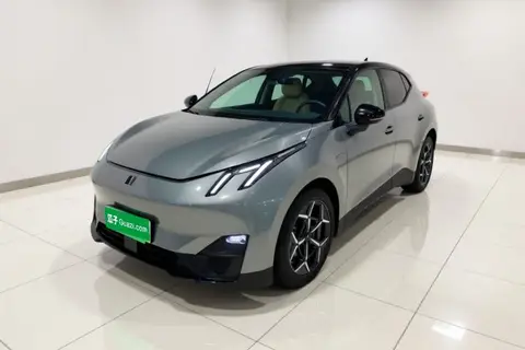 Lynk & Co Z20 2025